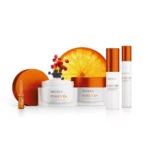 Антиоксидантна освітлювальна емульсія SPF 15 для комбінованої шкіри Skeyndor Power C+ Energizing Emulsion Combination To Oily Skins